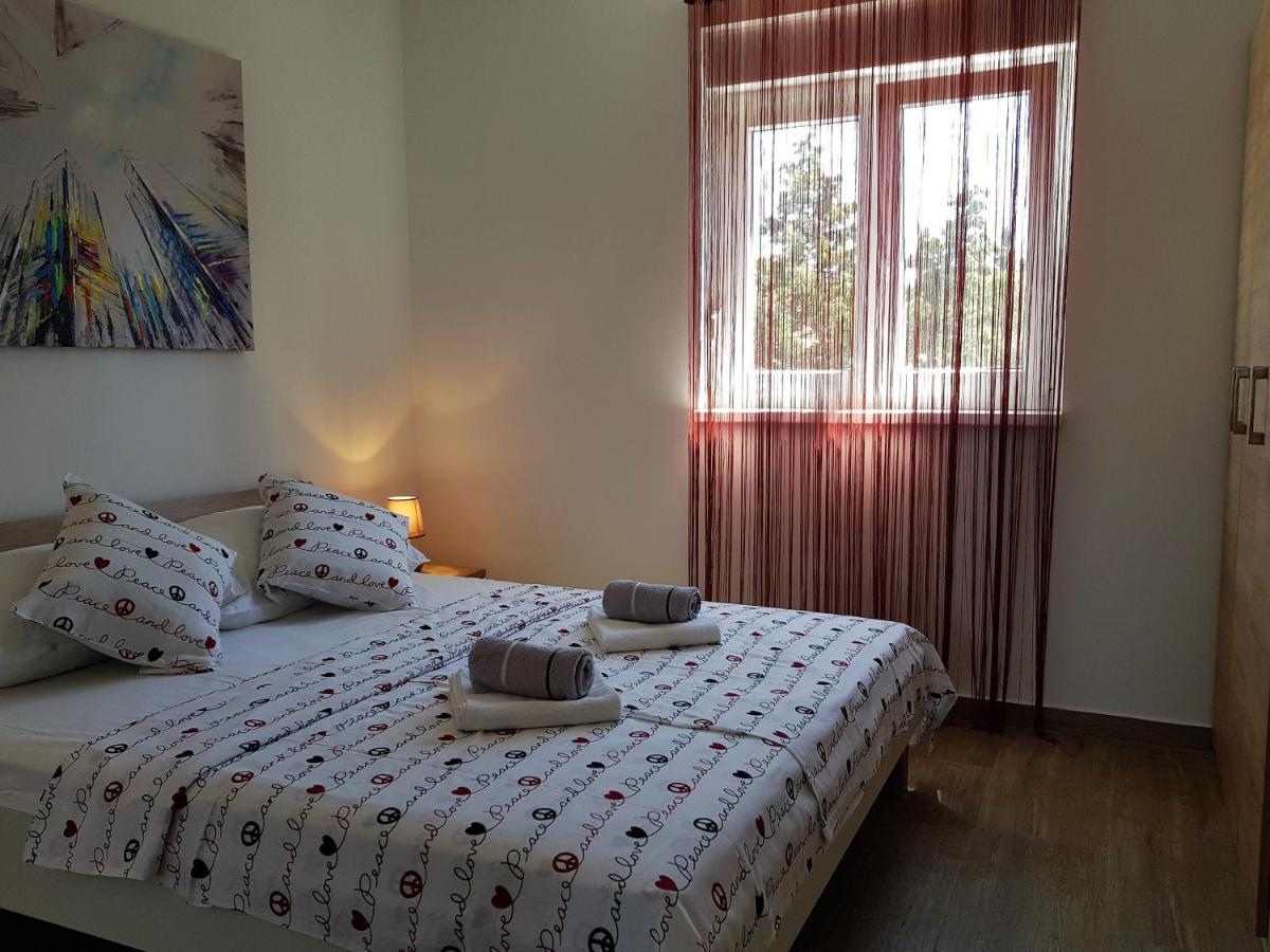 Summer Holiday Apartments Novalja Exterior photo